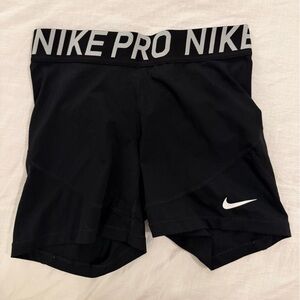 Women’s Nike pro spandex large
